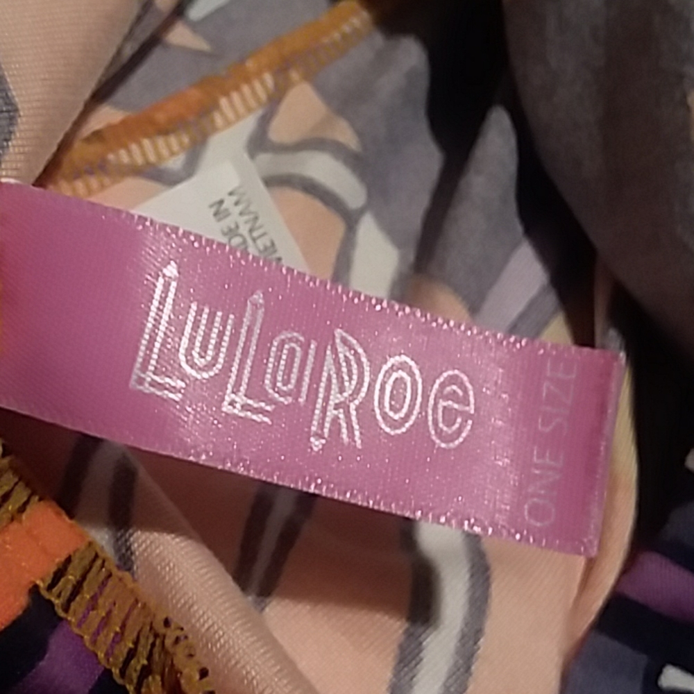 LULAROE Leggings - Picture 3 of 3